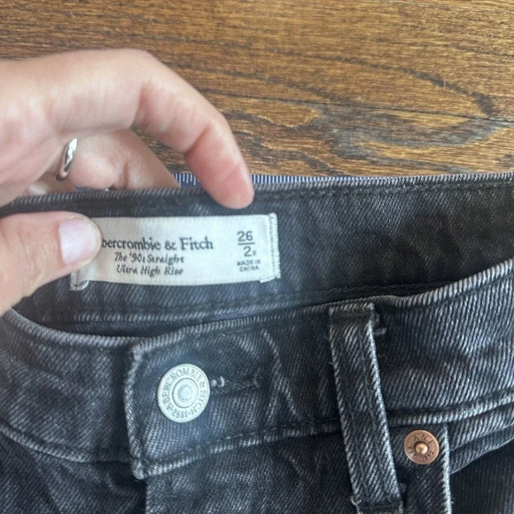 Abercrombie & Fitch Womens 90s Straight Ultra Hight Rise Denim Size 26 2R G0786 - Picture 10 of 12